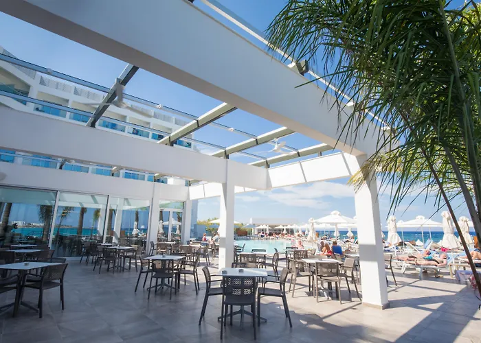 Evalena Beach Hotel