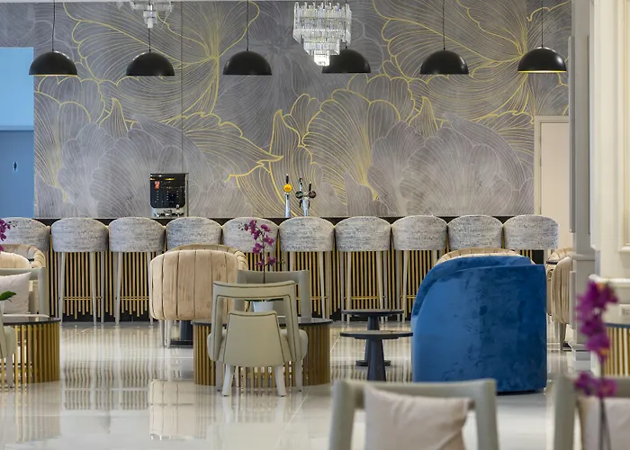 Constantinos The Great Beach Hotel