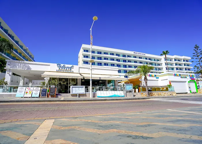 Melini Hotel Suites